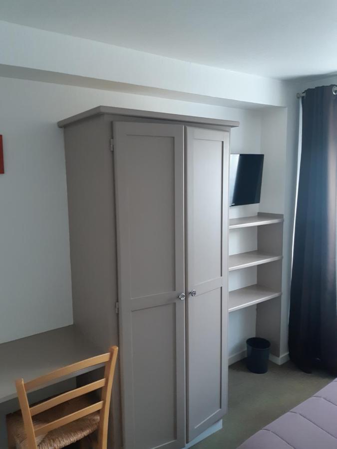 Hotel De La Croix De Malte Шербур-ан-Котентан Екстериор снимка
