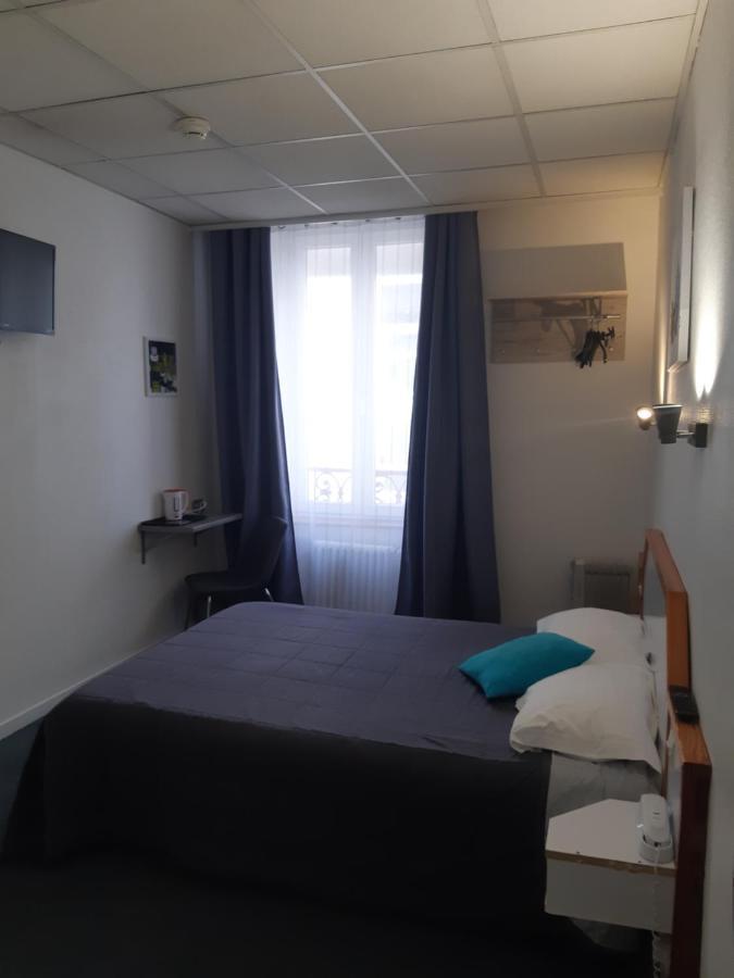 Hotel De La Croix De Malte Шербур-ан-Котентан Екстериор снимка