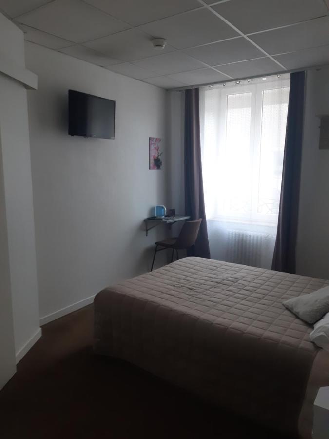 Hotel De La Croix De Malte Шербур-ан-Котентан Екстериор снимка